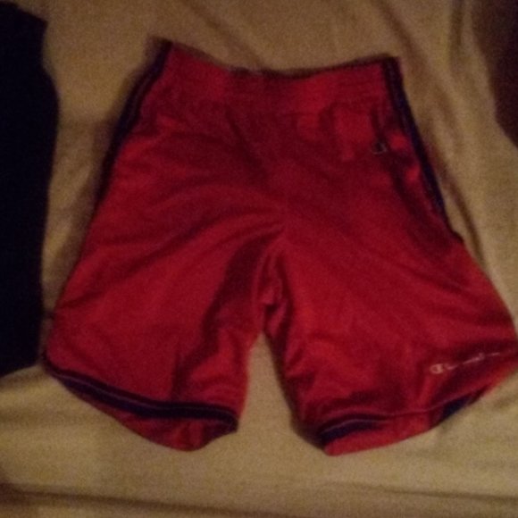 Red champion shorts - Picture 2 of 2